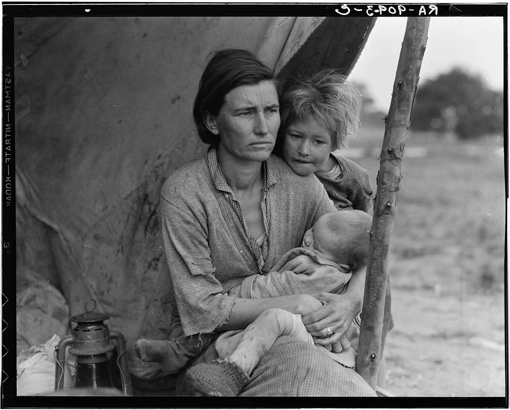 Dorothea Lange, Migrant agricultural worker's family. Seven children without food. Mother aged 32, father is a native Californian, (1936)