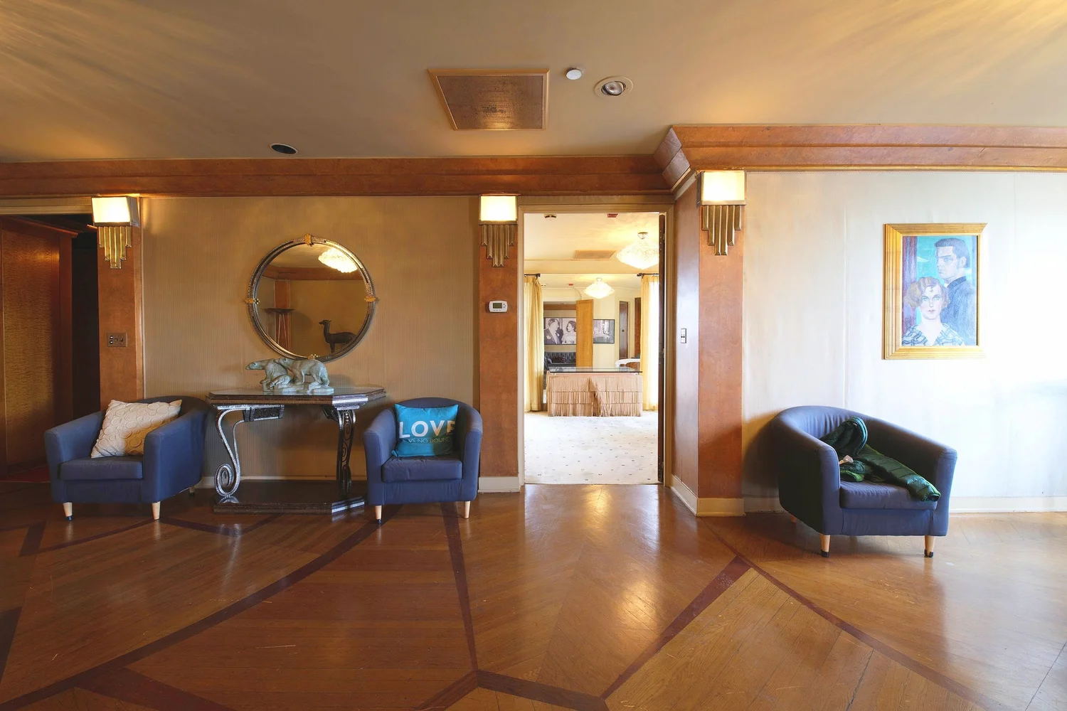 Gallery Detail: Downtown La Art Deco Penthouse Production Locations Los Angeles