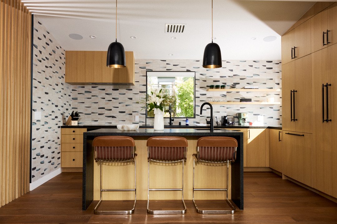 01.14.24_MODERN_ESCAPE_ADU_LIVINGROOM-0093-INSTAGRAM.jpeg