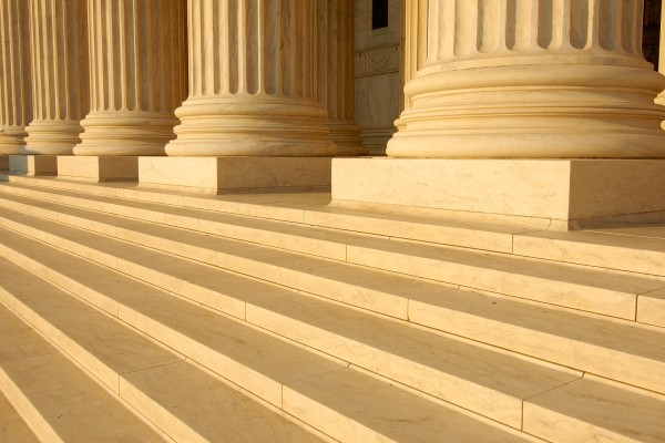 SupremeCourtSteps-1204737-600x400.jpg