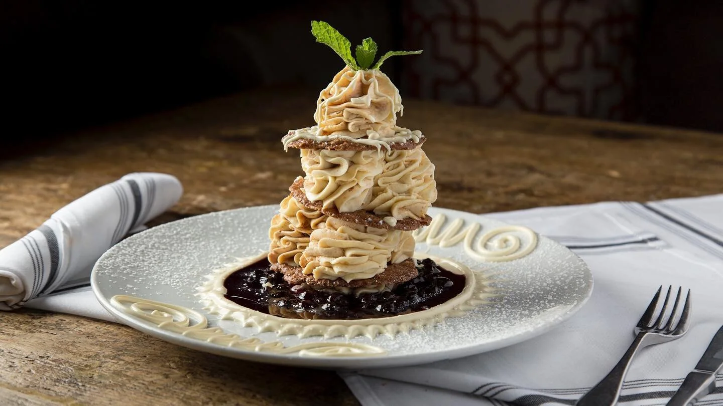 White Chocolate Cheesecake Tower for dessert, anyone?

Quien quiere postre? 😋

#foodie #foodphotography #foodporn #fotografiagastronomica #restaurantphotography #restaurantbranding #foodmarketing #gastronomia #restaurantes #sandiegofood #tijuanafood