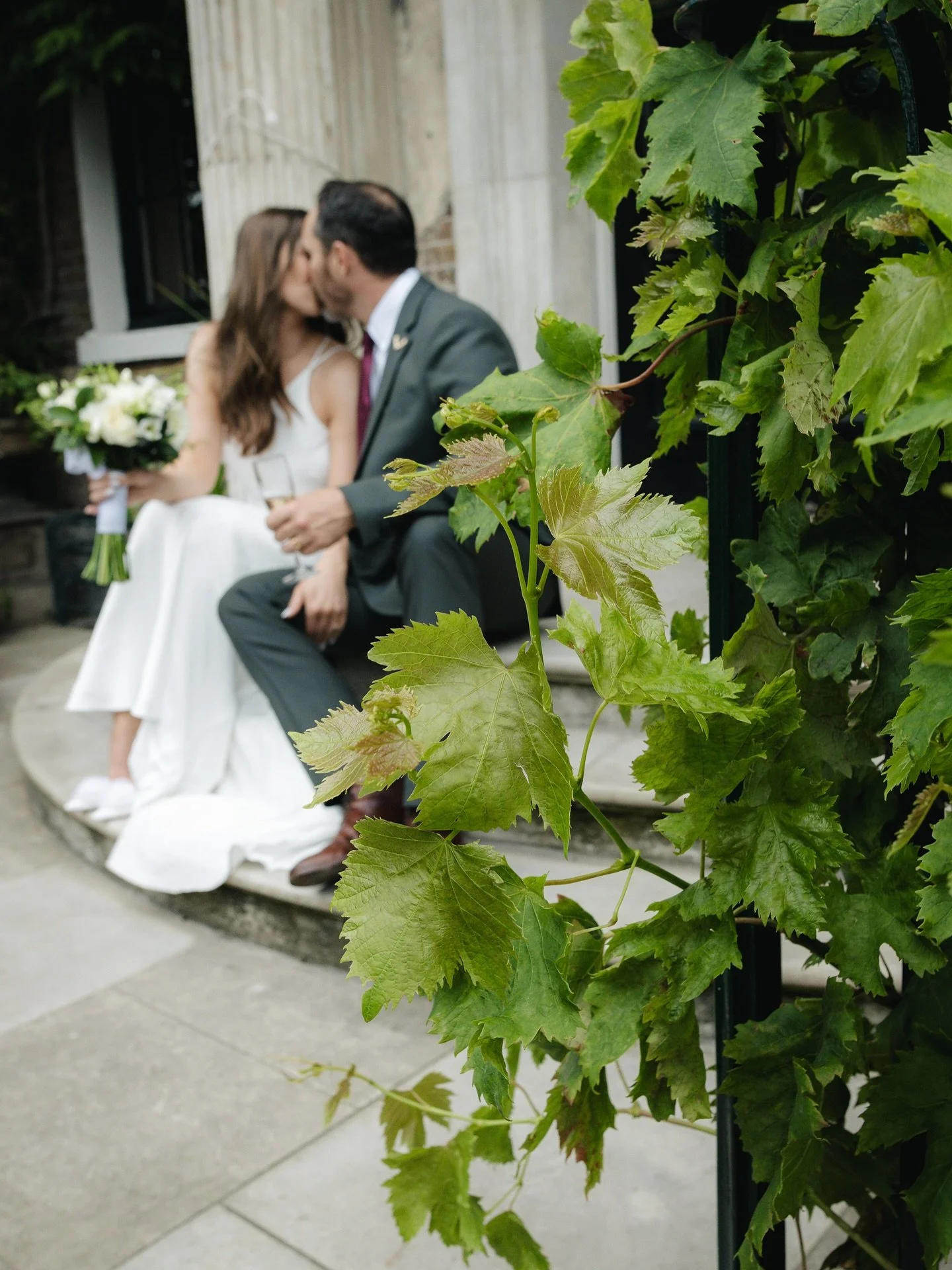 PSA for 2026 couples - the clock is ticking ⏳

In the next week and a half, we&rsquo;ve got 8 Discovery Calls&hellip; and 7 of them are for 2026. A few are even for the same dates. And because we don&rsquo;t do back-to-back weddings anymore (you dese