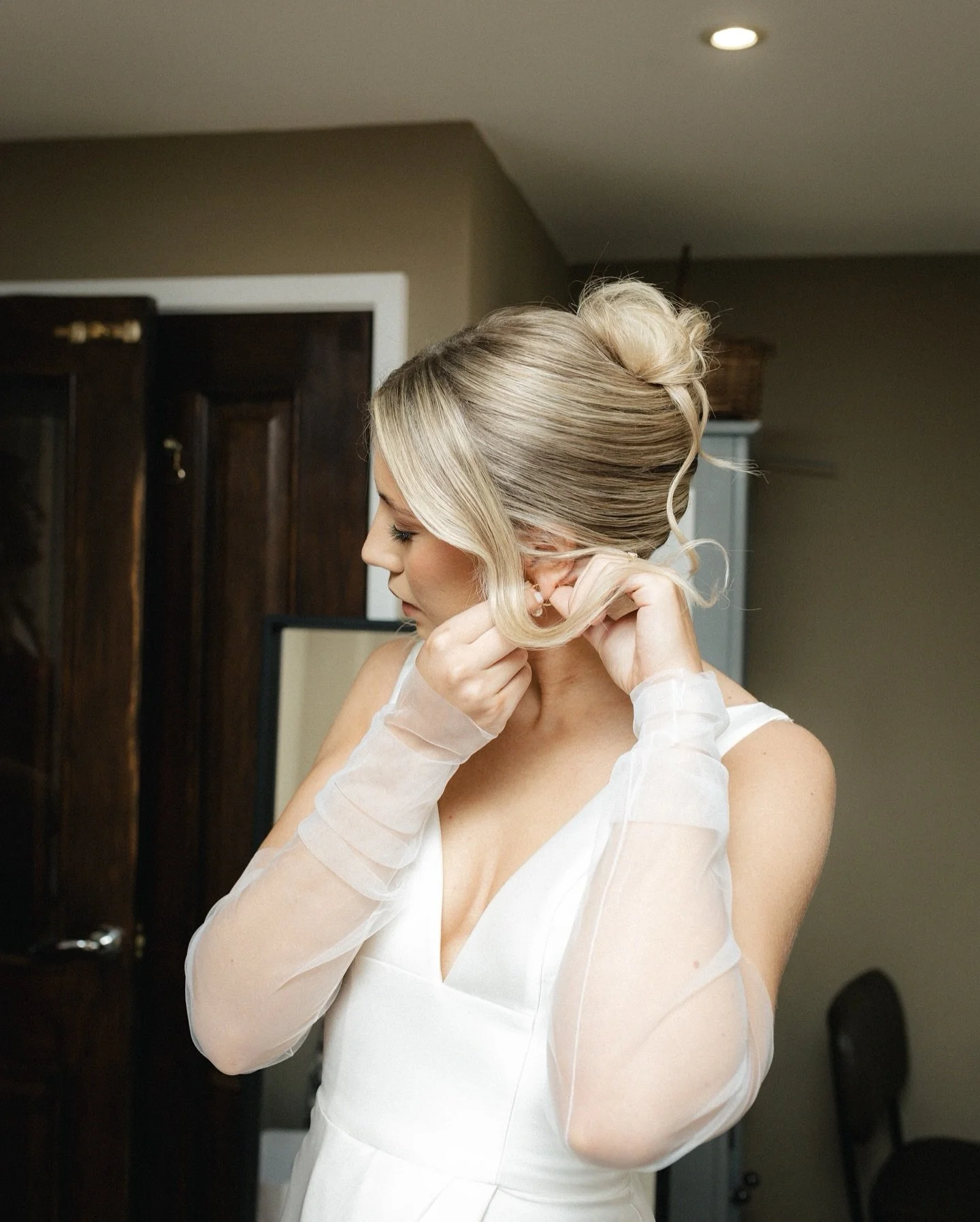 Prep doesn&rsquo;t need choreography.

No posing.
No performing.
No doing things for the sake of a photo.

Just the quiet start.
Hands busy.
Thoughts wandering.
Moments unfolding without interruption.

Nothing forced.
Nothing staged.

Just the beginn