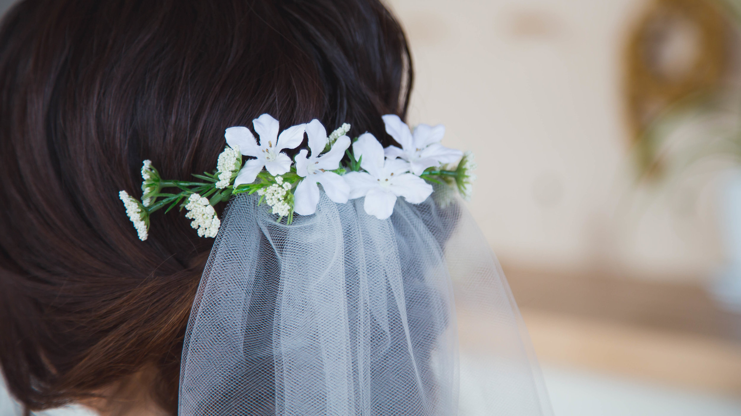 DIY WEDDING HAIR ACCESSORIES — The Sorry Girls