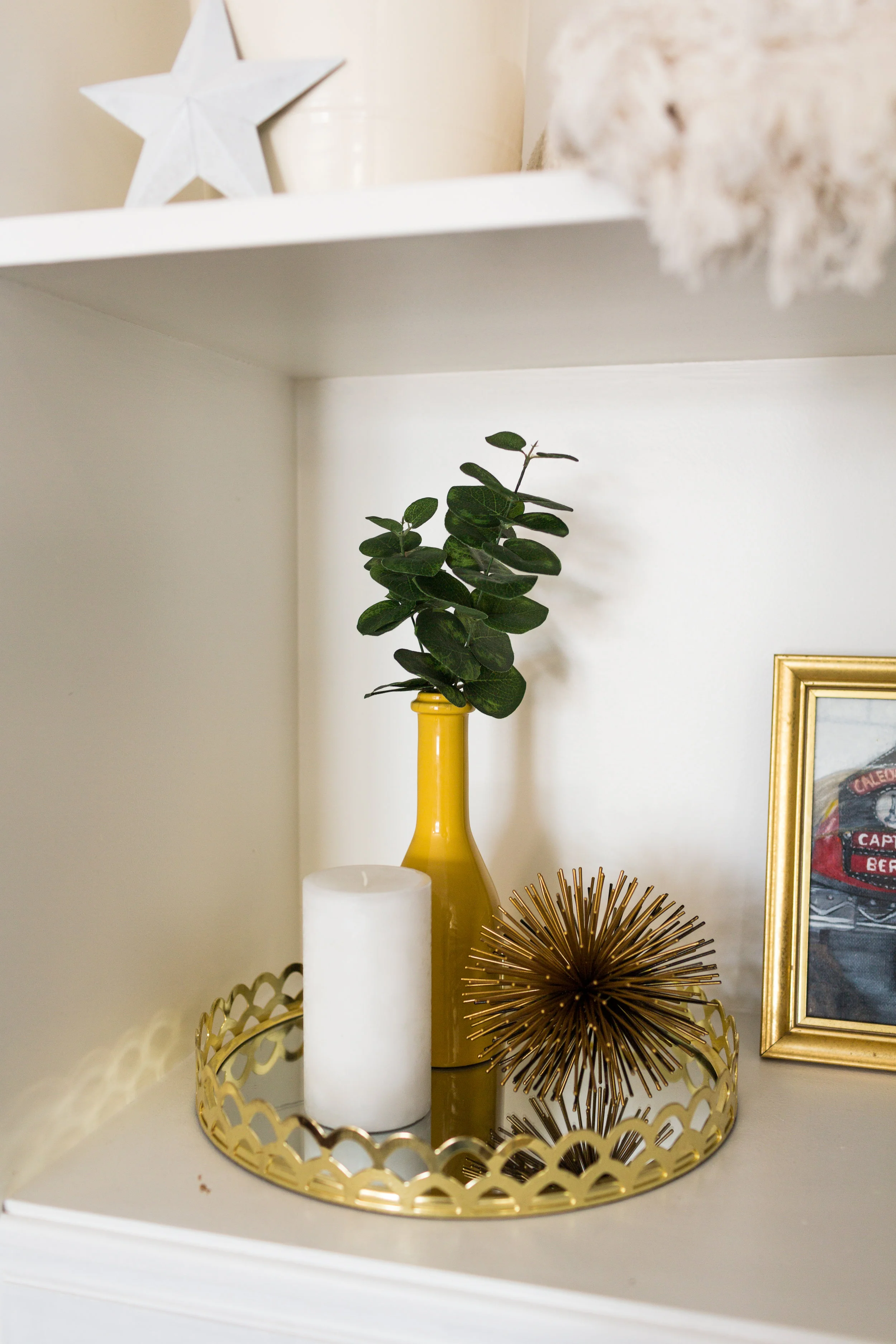 DIYShelfStyling-2.jpg