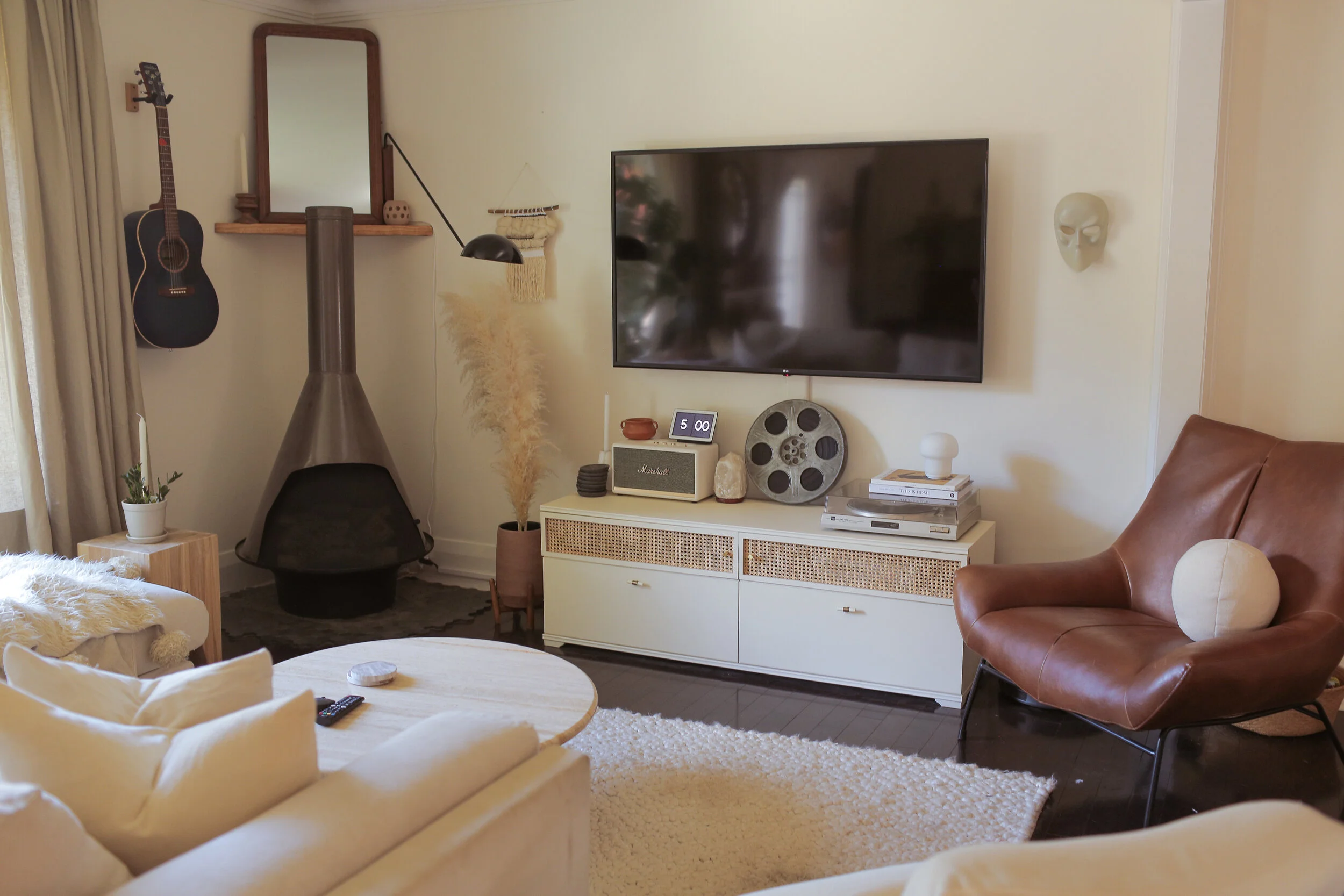 Mid Century Modern Updated Living Room Tour The Sorry Girls