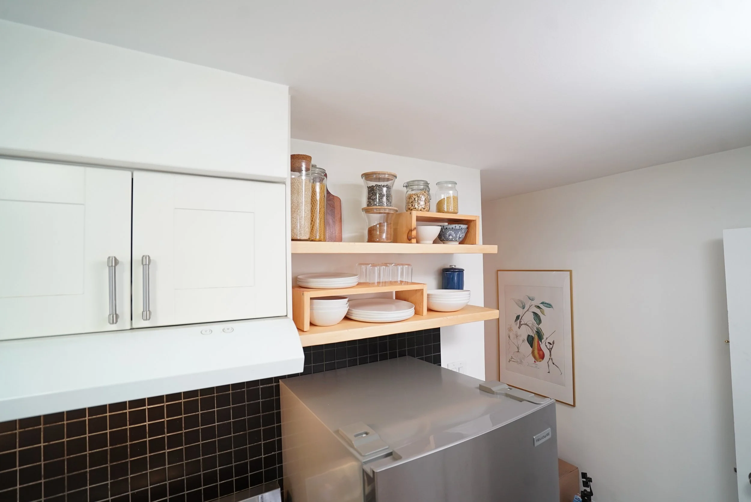 Easy DIY Shelf Riser for Kitchen Storage — The Sorry Girls