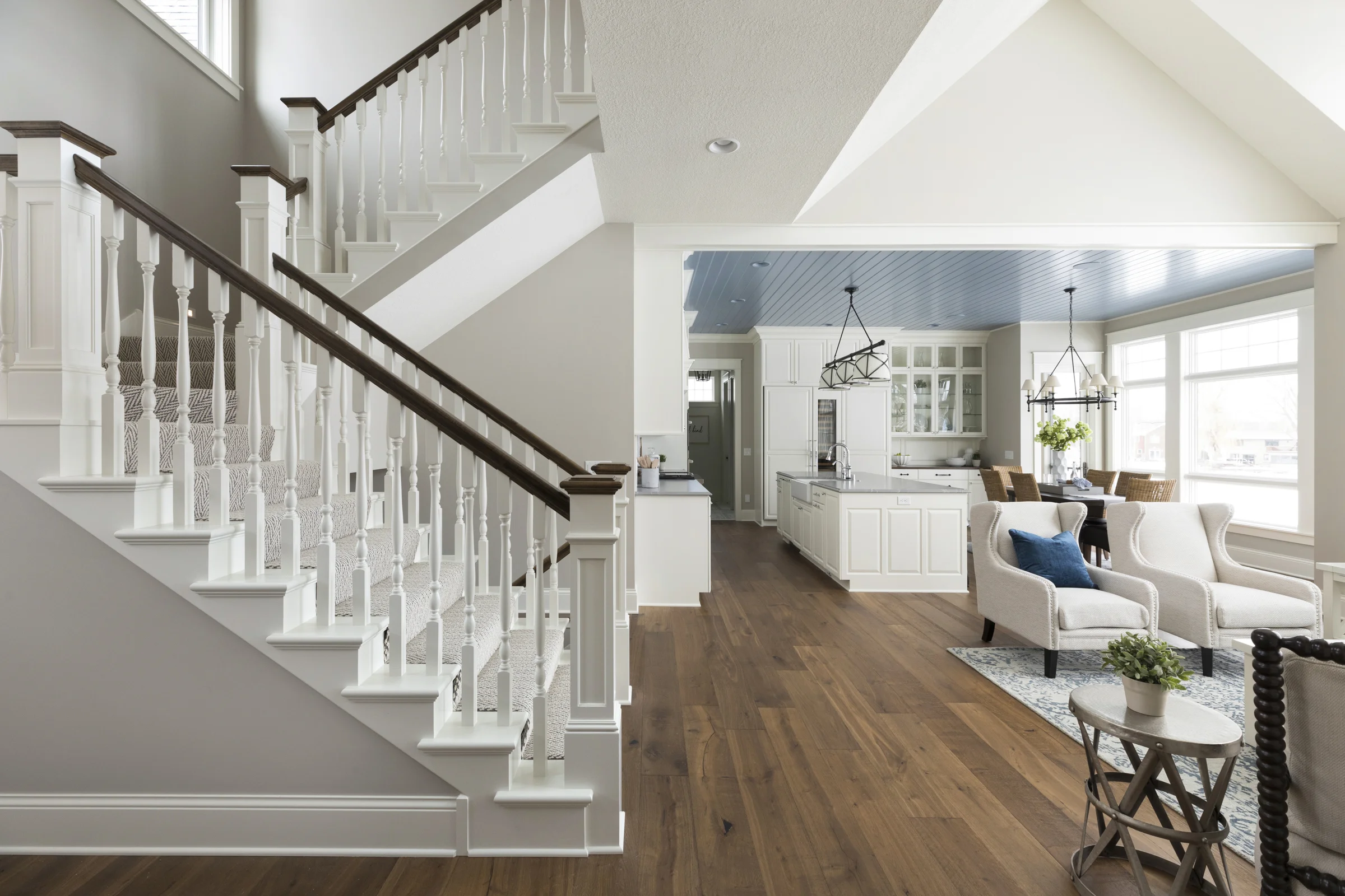 14332 Watersedge Tr NE_001.jpg