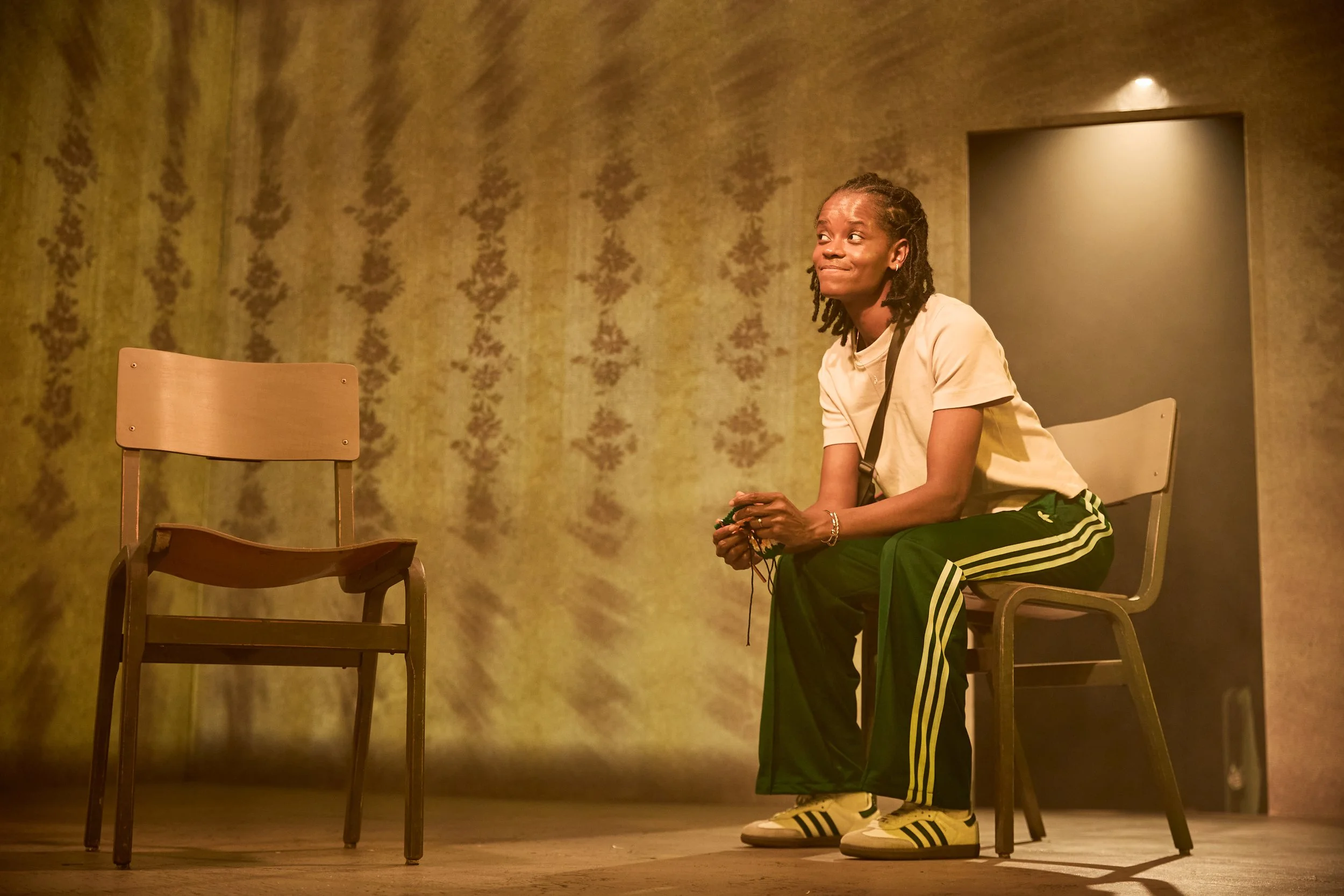 090625_BushTheatre_NotYourSuperwoman_PRODUCTION-1-0173.jpg