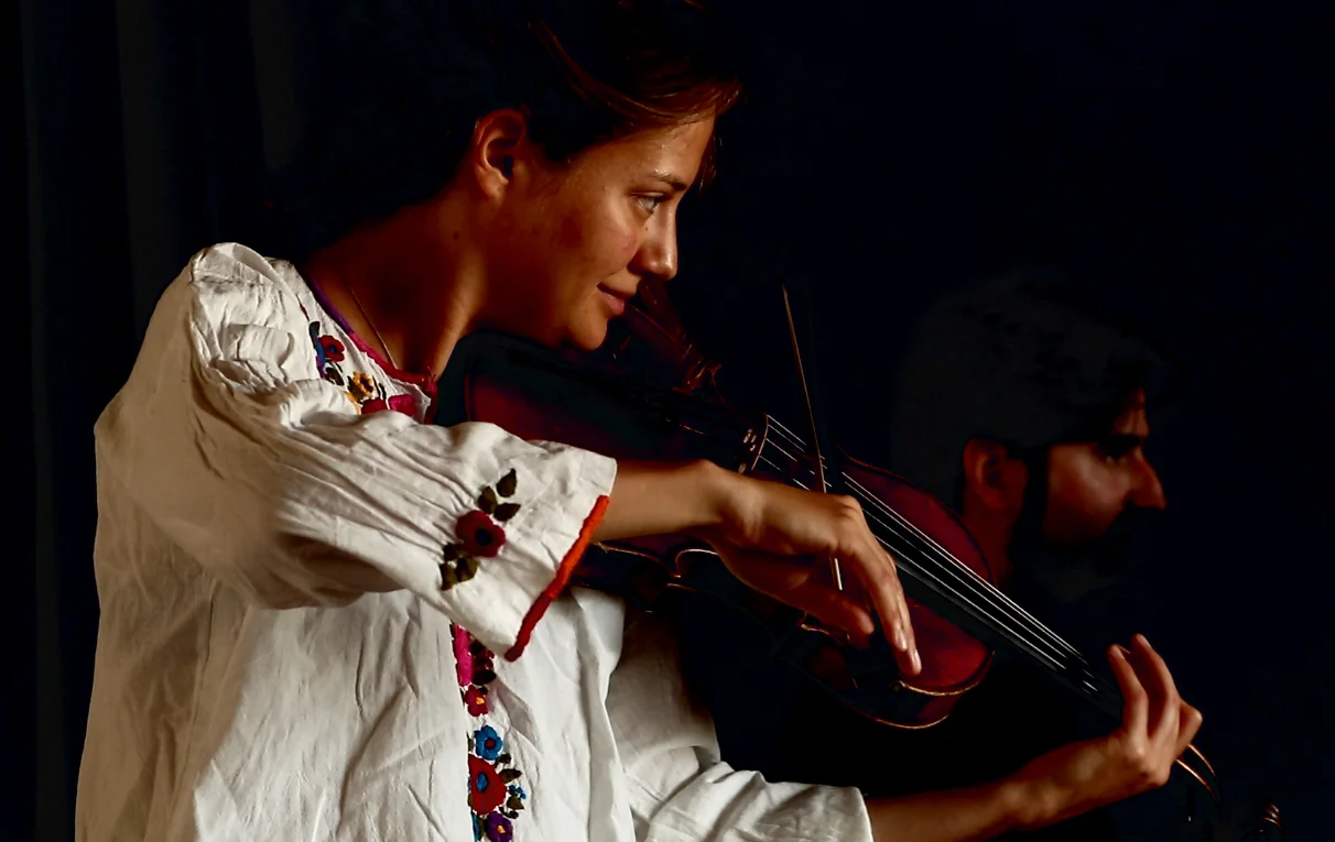 Isabelle Françaix - 012LaDonaira Isabelle Françaix.jpg