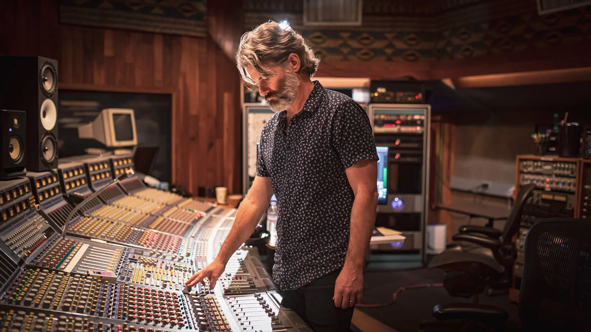 Jacquire King: Grammy Winning Recording Engineer &amp; Mixer On Mule Variations, Alice &amp; Blood Money