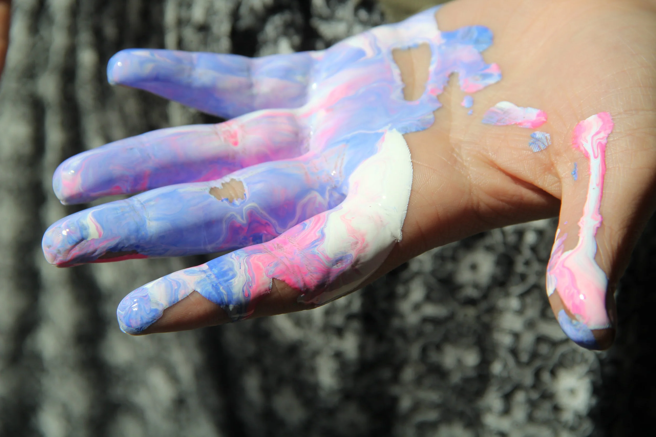 After School Art Studio with Carly and Gwendolyn, Paint Pouring