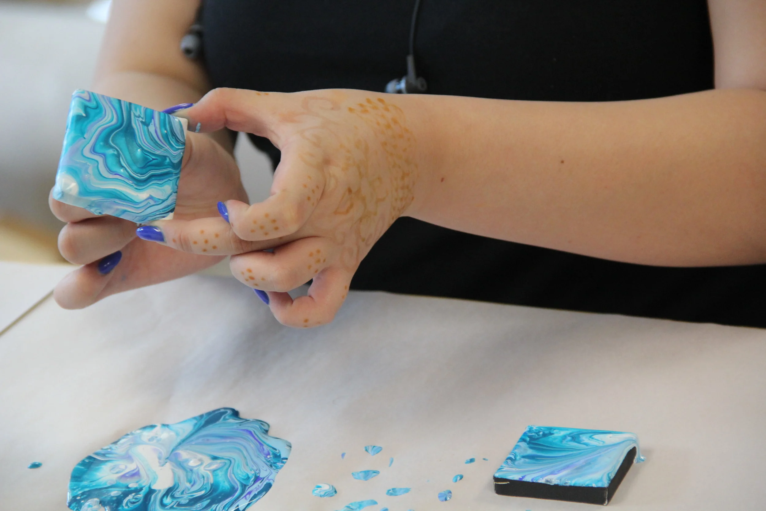 After School Art Studio with Carly and Gwendolyn, Paint Pouring