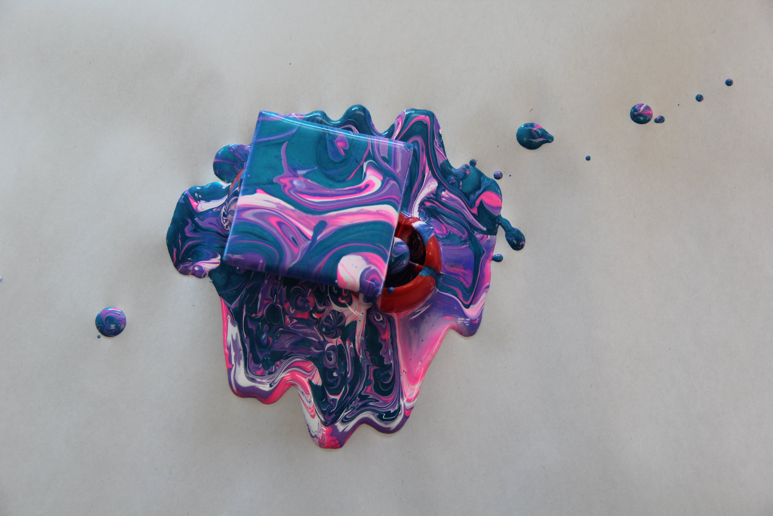 After School Art Studio with Carly and Gwendolyn, Paint Pouring