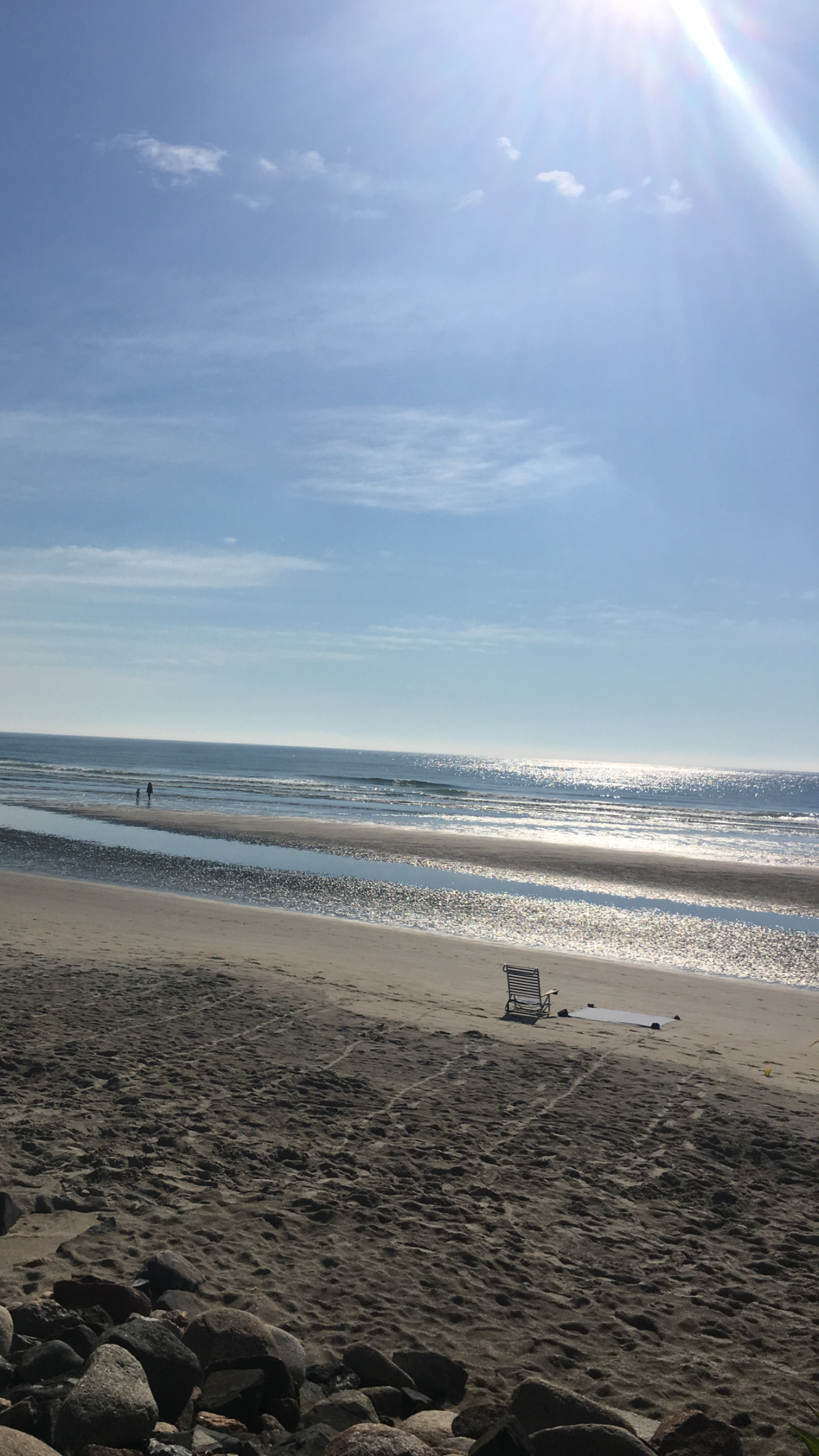 Just imagine you're sitting in that beach chair, gazing at the ocean, as you settle in to read - and prepare to become very hungry!&nbsp;