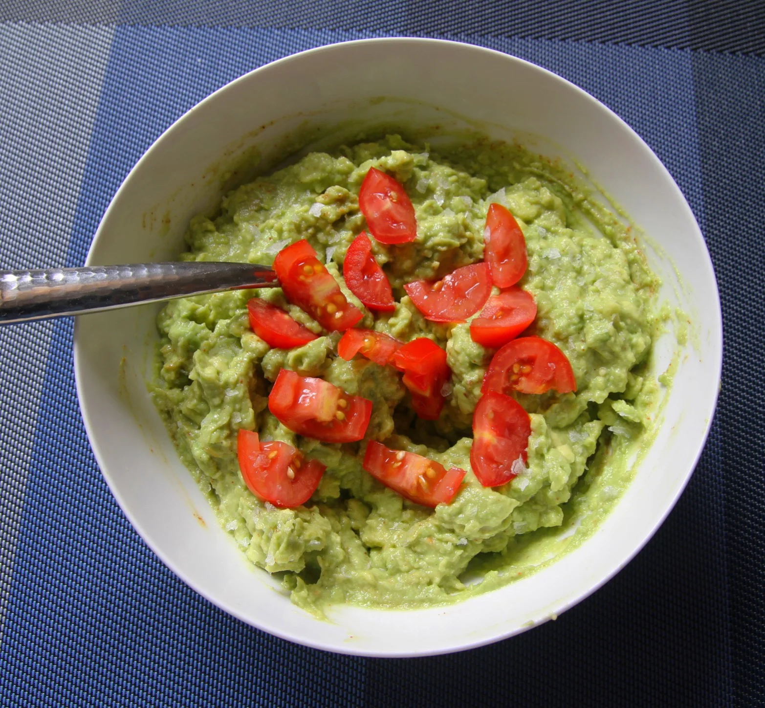 Unrelated, but I just love making homemade guacamole and this photo reminds me that I have 3 ripe avocados ready for me in the fridge. Snack time!
