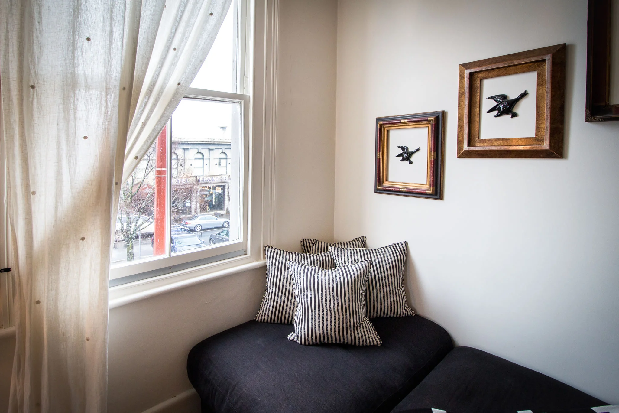 Day Bed Corner MEDIUM.jpg