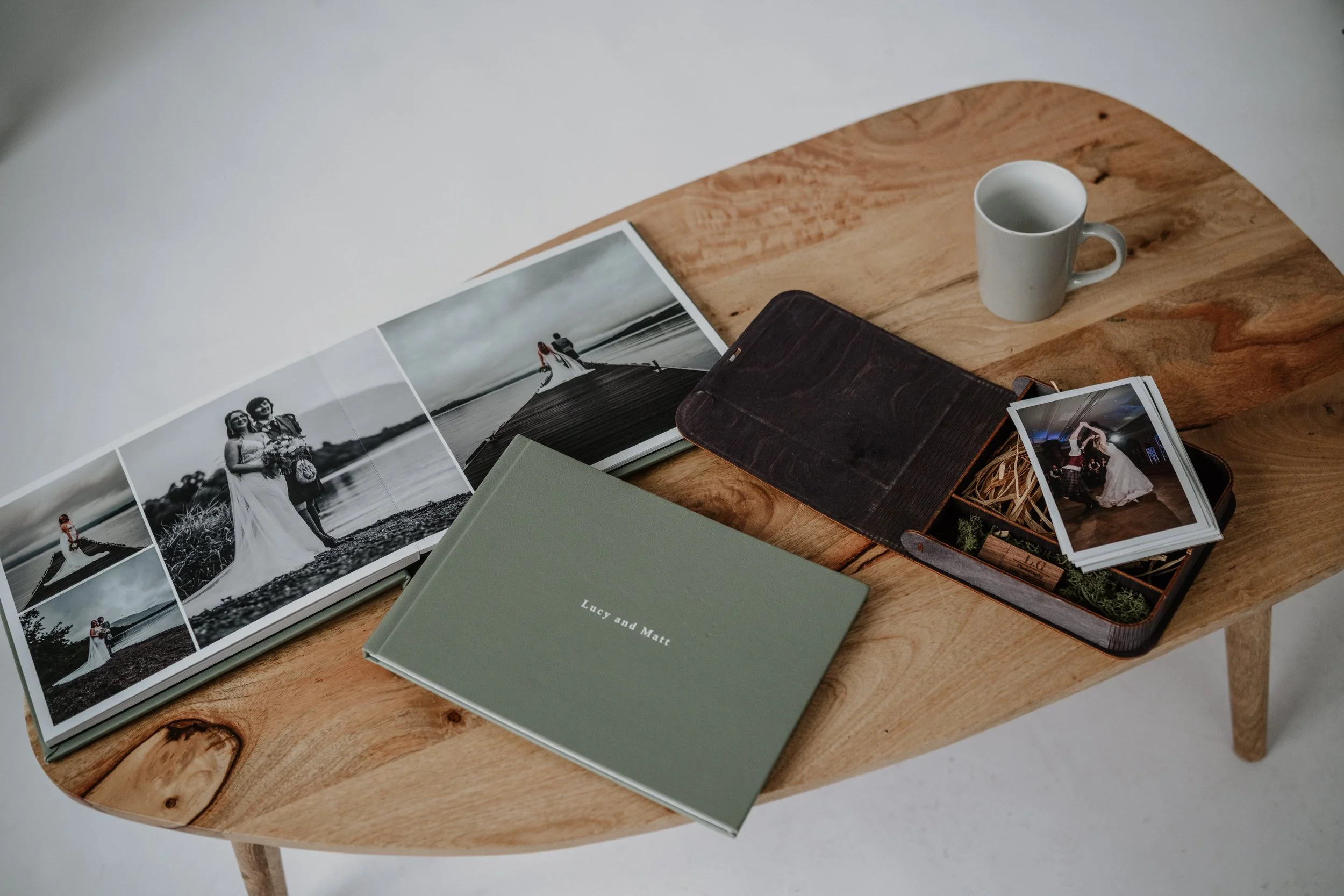 wedding albums and photo usb box