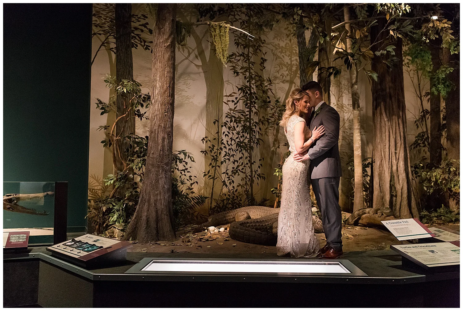 Bride and Groom Lauren Baker Photography Science Museum of Minnesota Wedding Fall Wedding