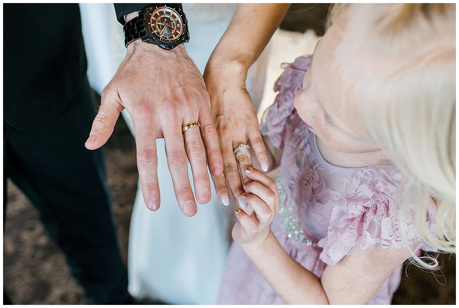 Lauren Baker Photography Leopold's Mississippi Gardens Spring Minnesota Wedding