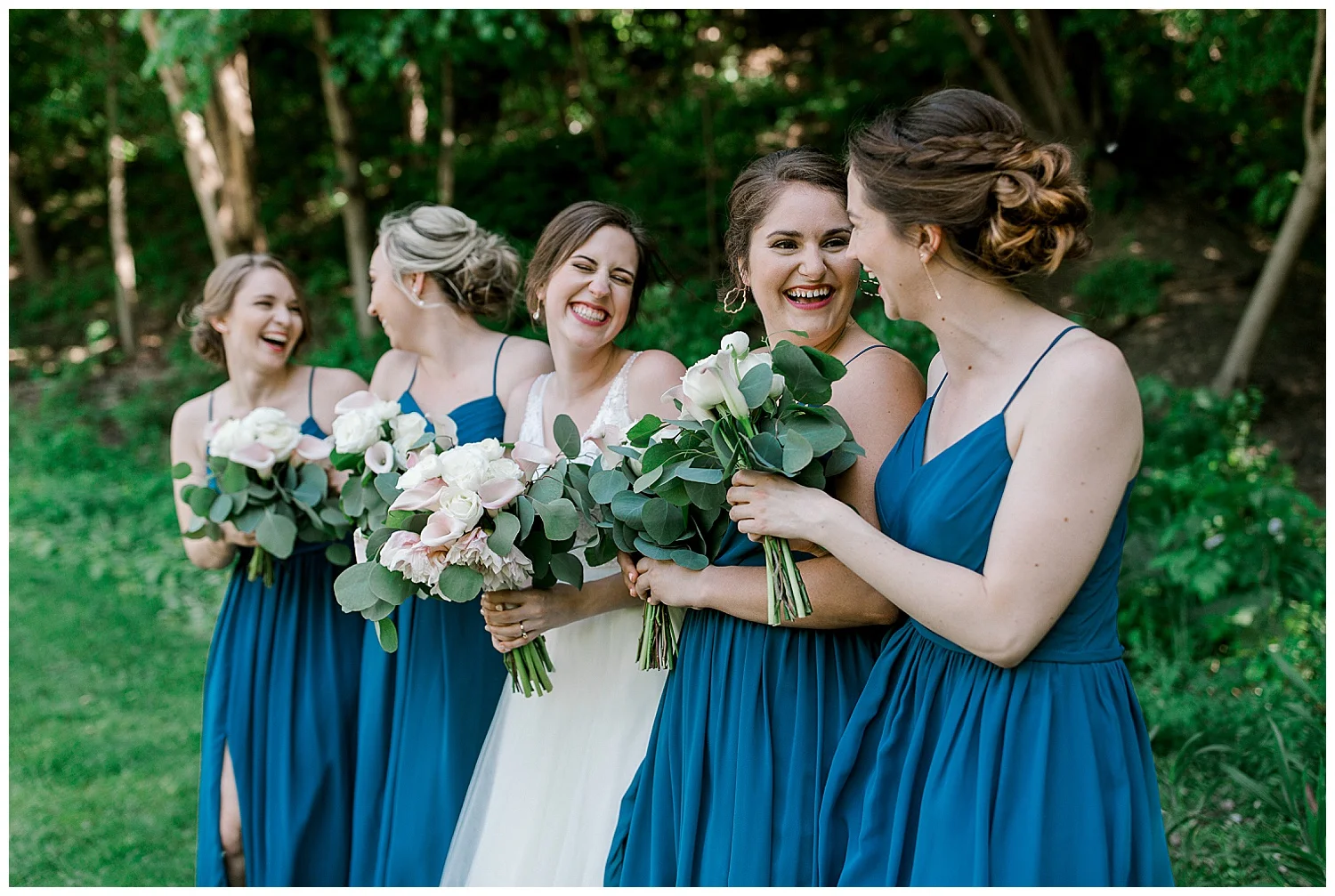 Lauren Baker Photography The Historic Concord Exchange Summer Minnesota Wedding