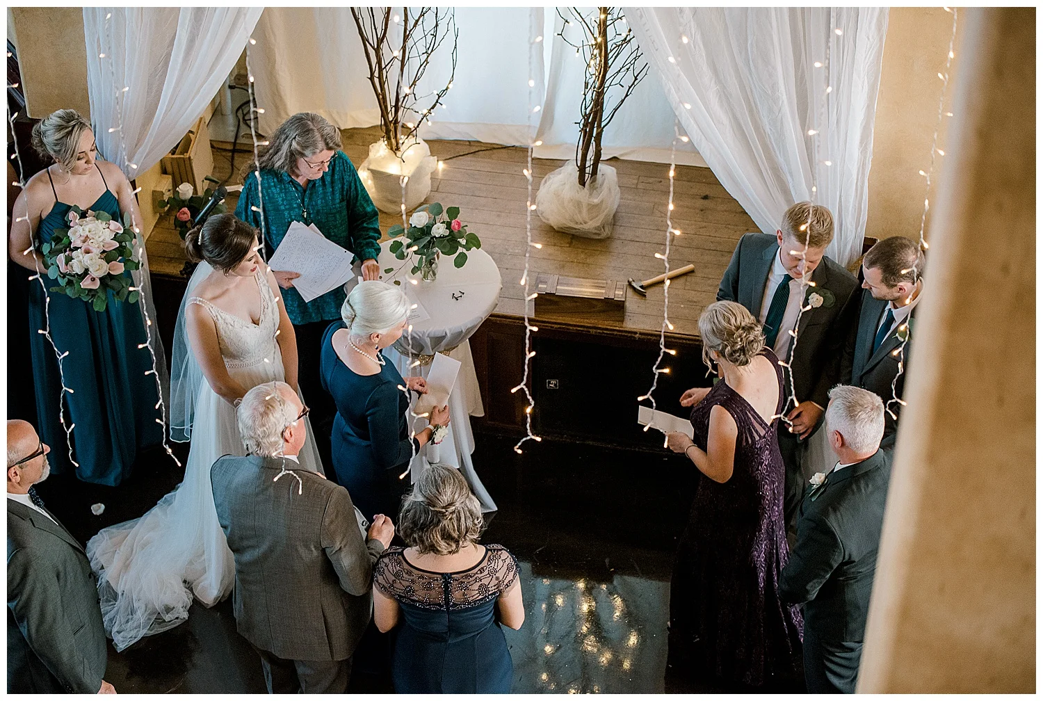 Lauren Baker Photography The Historic Concord Exchange Summer Minnesota Wedding