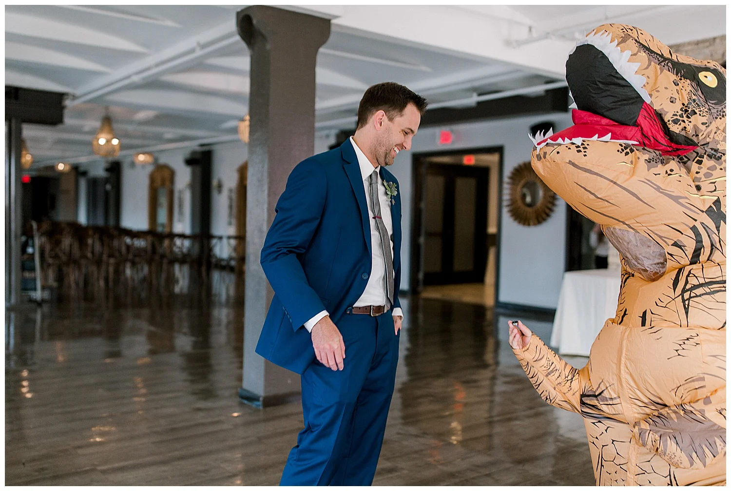 Lauren Baker Photography at The Lumber Exchange. Wedding photographer Minneapolis, Minnesota