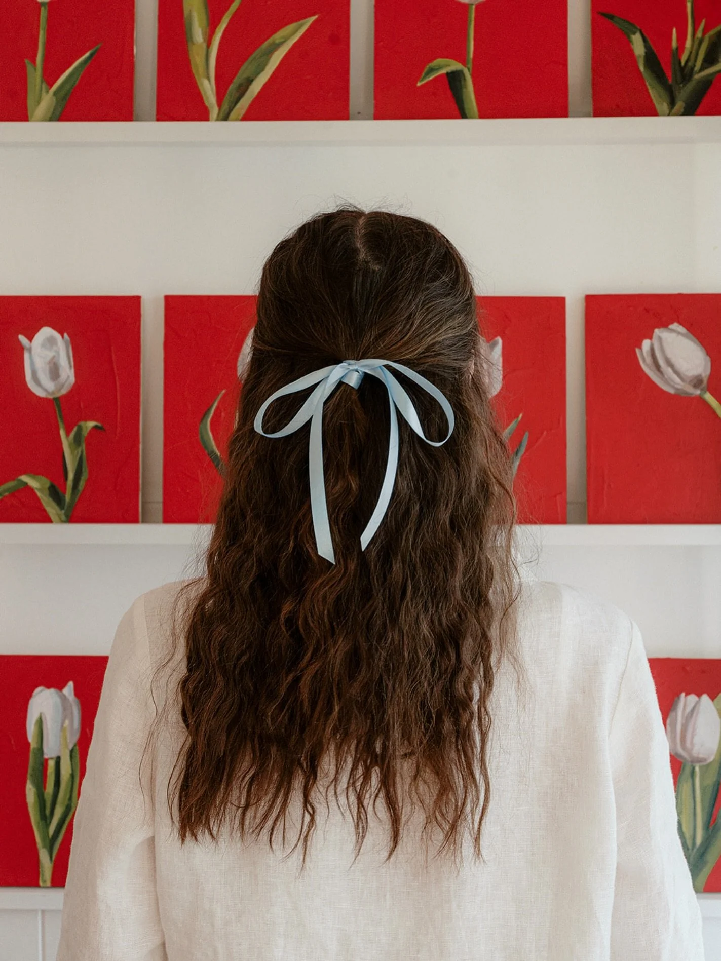 Rouge
a study in contrast and form
where white tulips bloom in fields of red

Opening 22 August | Studio Gallery, Brisbane
@studiogallerygroup 

📷 @benjaminsowry