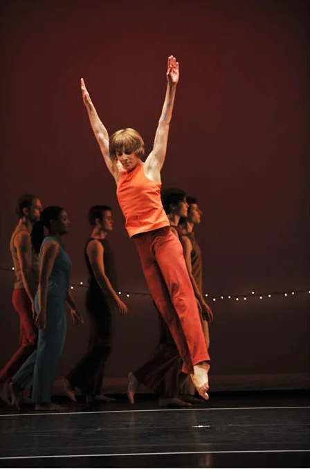 Mark Morris Dance Group in Excursions . Photos by Hugo Glendinning,
