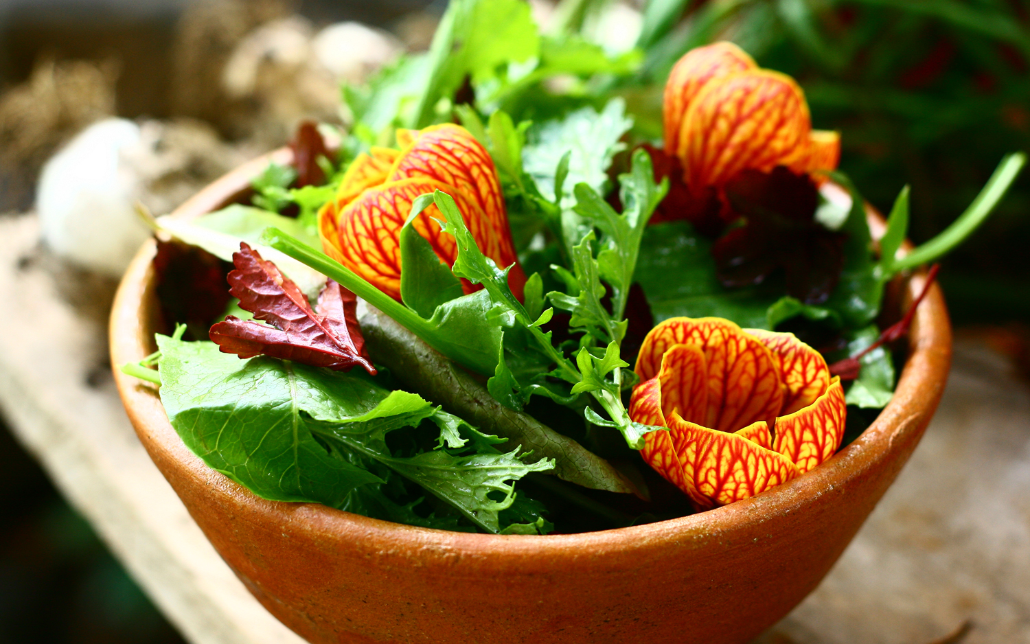 3_Bamboo_Restaurant_food_salad.jpg