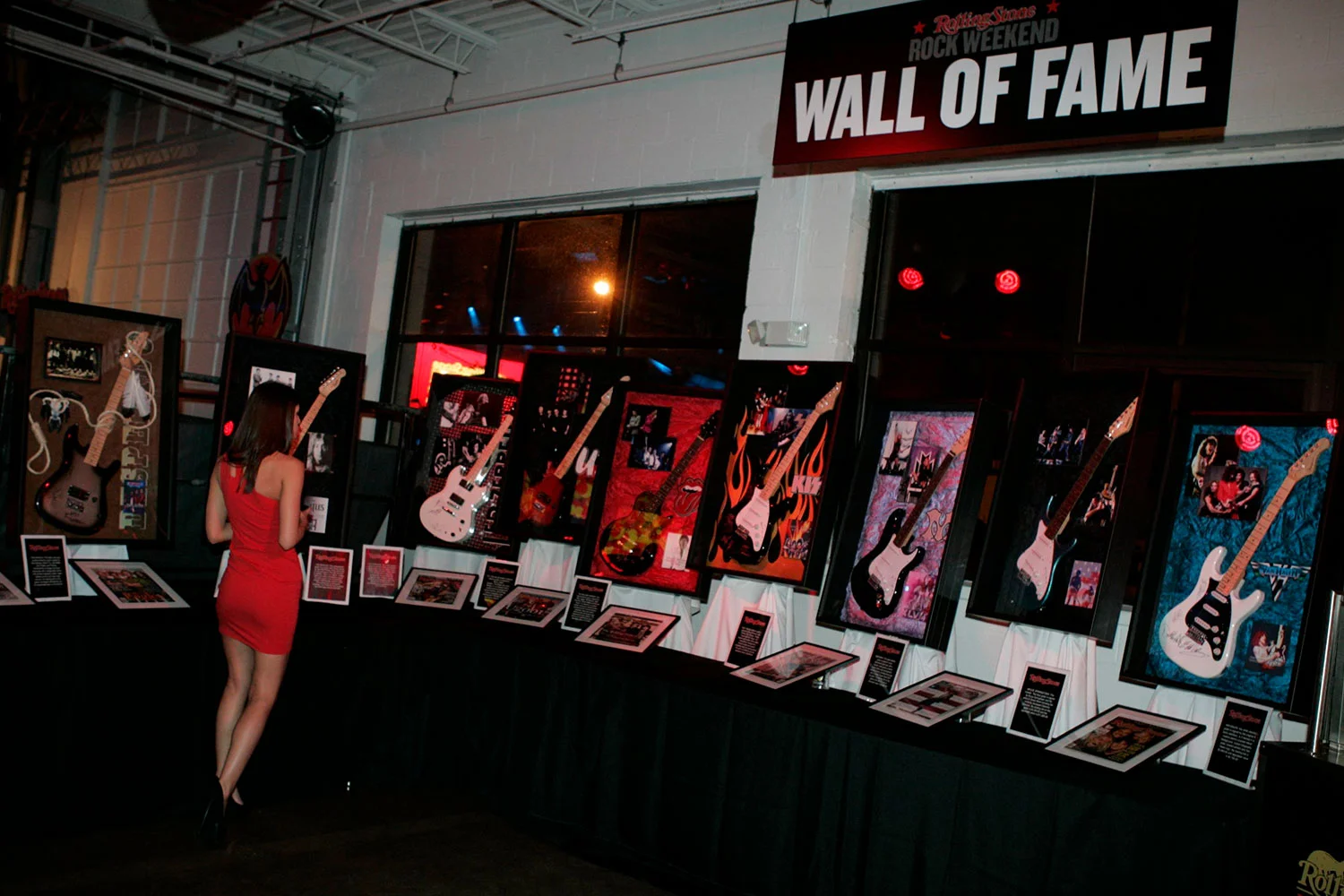 toast-room-decor-wall-of-fame-10twelve.jpg