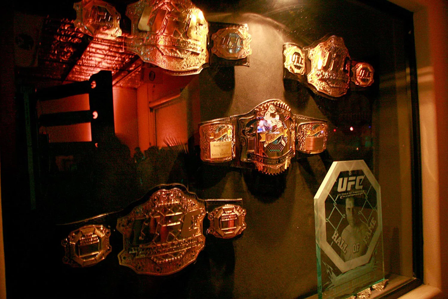 toast-ufc-decoration-party-event-planning-10twelve.jpg