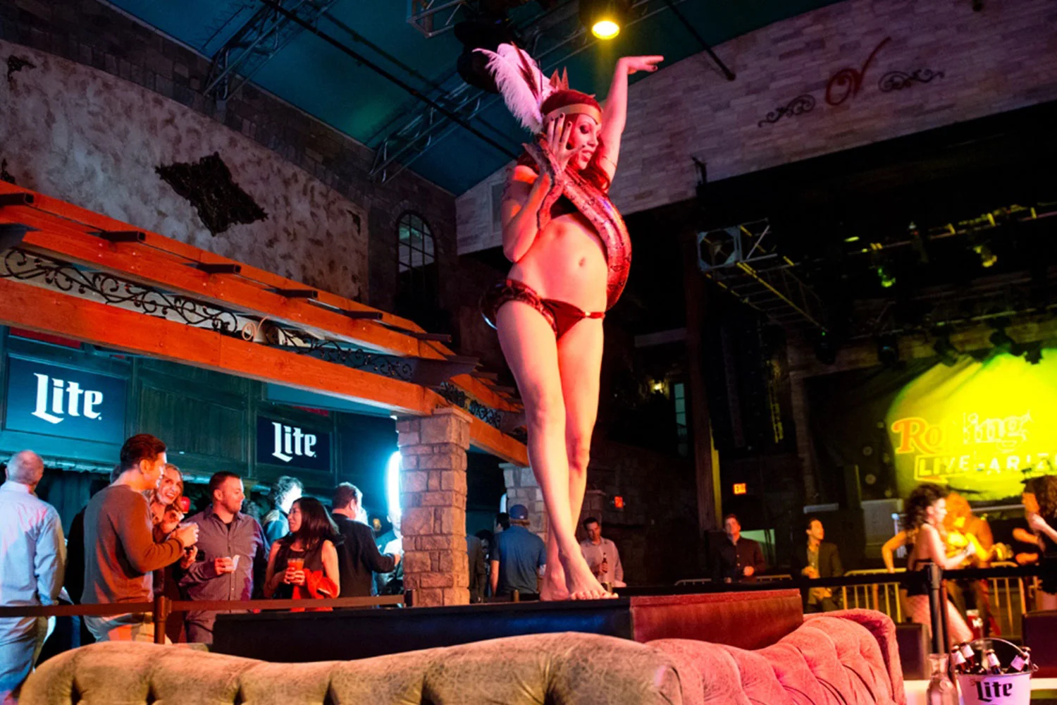 toast-10twelve-event-production-west-coast.jpg