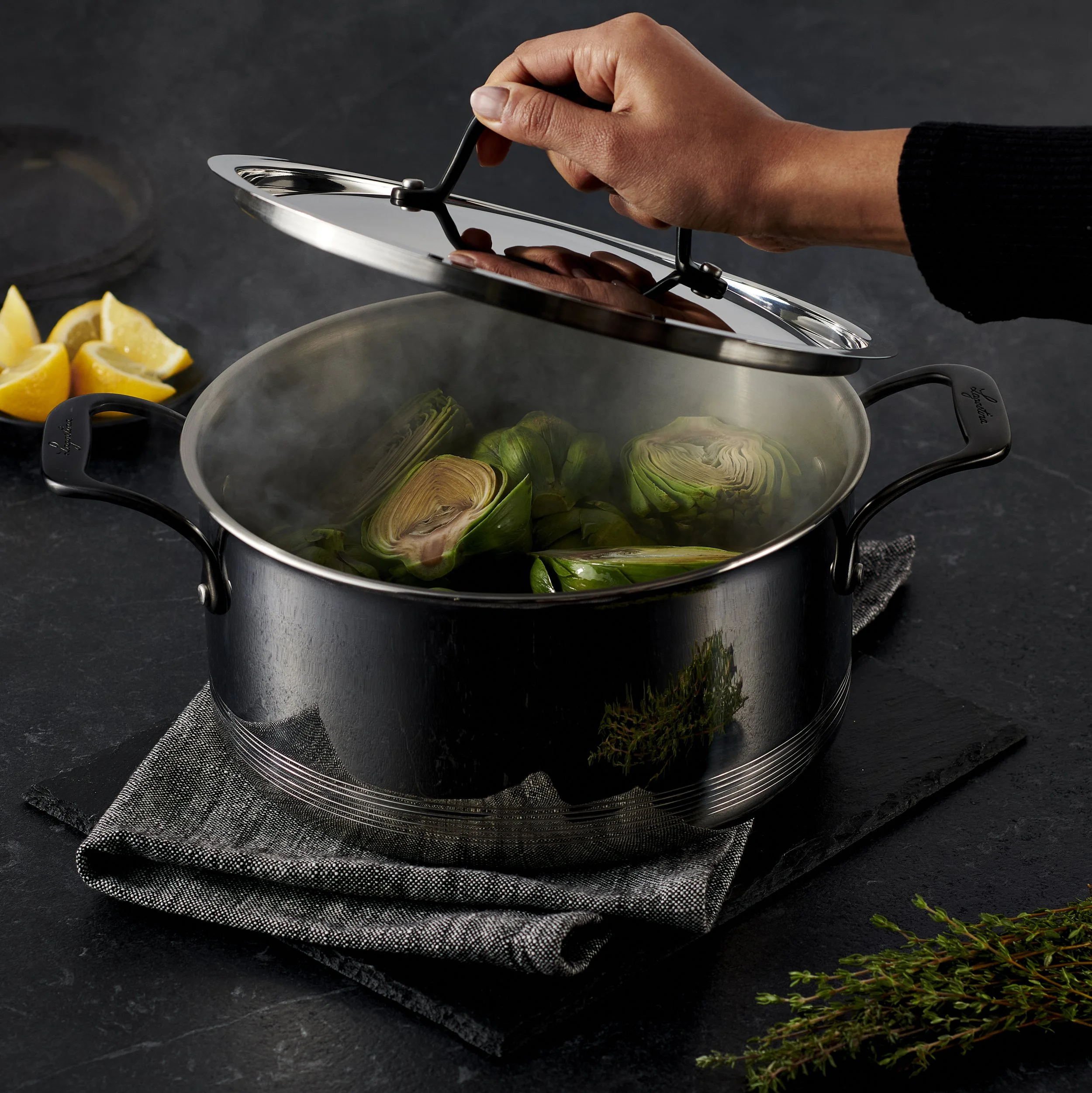 Lagostina_Dutch_Oven_Artichokes-024 copy 2.jpg