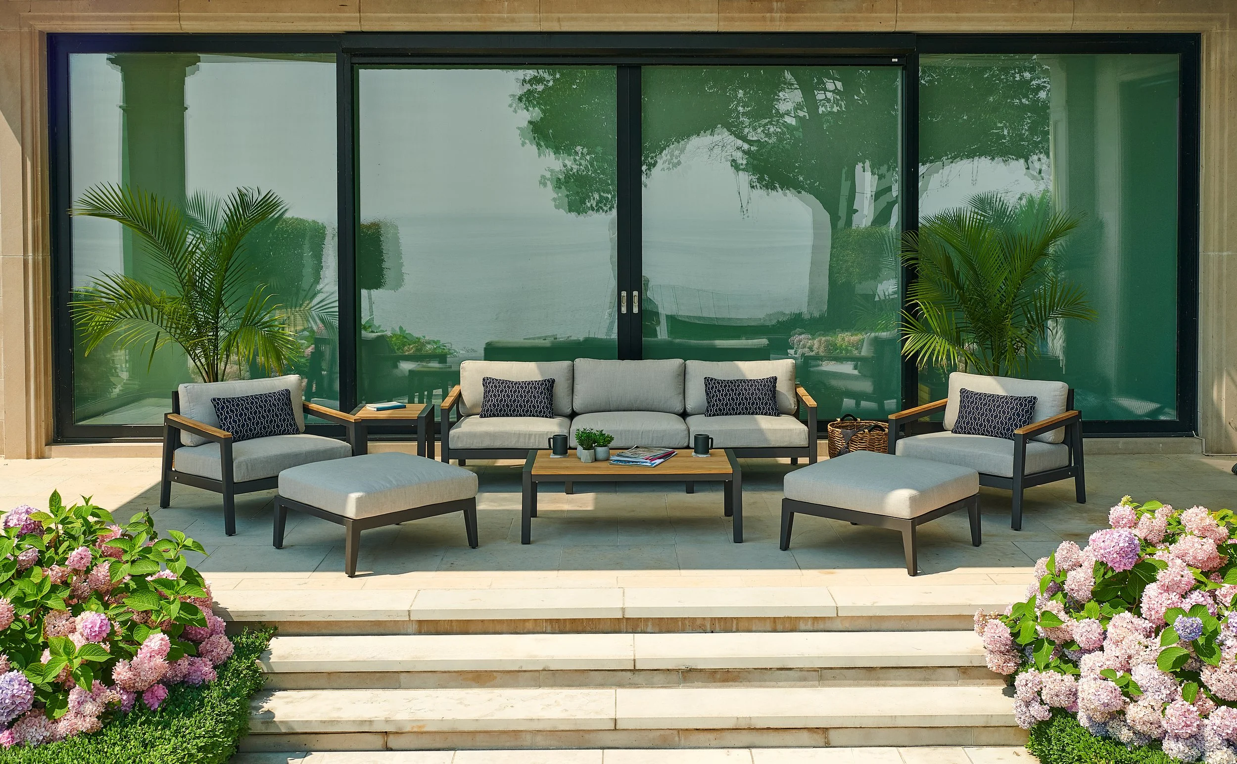 New Age Patio 2021 2-0680 1.jpg