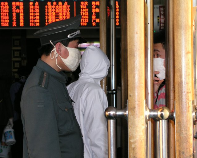 Eventually authorities stopped people fleeing Beijing if they had fevers or symptoms of SARS.1 .jpg