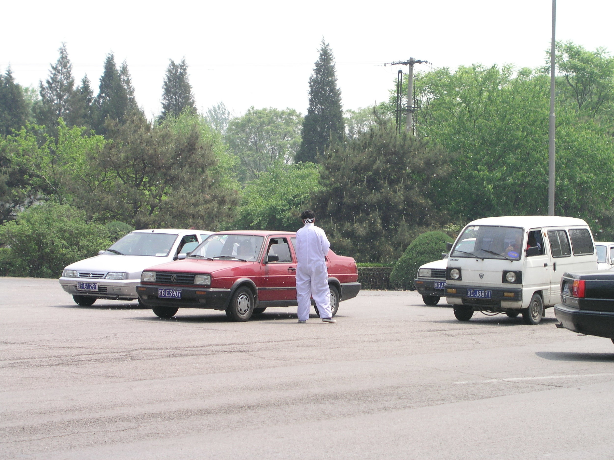 From Shanxi to Hubei to Beijing I saw the epidemic stopped by setting up fever stations, and forcing everybody who had a temp to go to a fever hospital.12.JPG