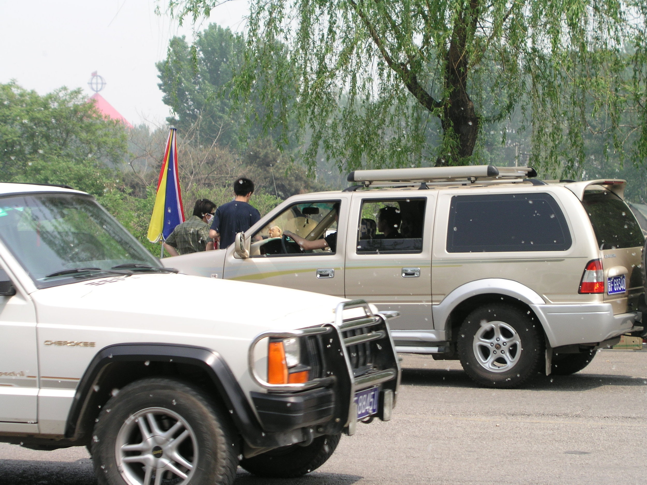 From Shanxi to Hubei to Beijing I saw the epidemic stopped by setting up fever stations, and forcing everybody who had a temp to go to a fever hospital.14.JPG