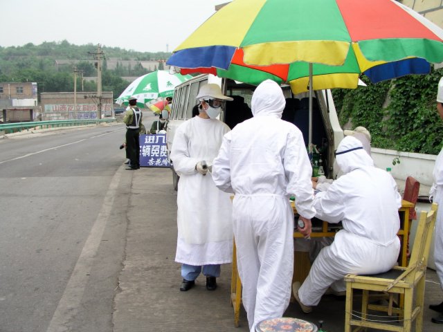 From Shanxi to Hubei to Beijing I saw the epidemic stopped by setting up fever stations, and forcing everybody who had a temp to go to a fever hospital.40.jpg