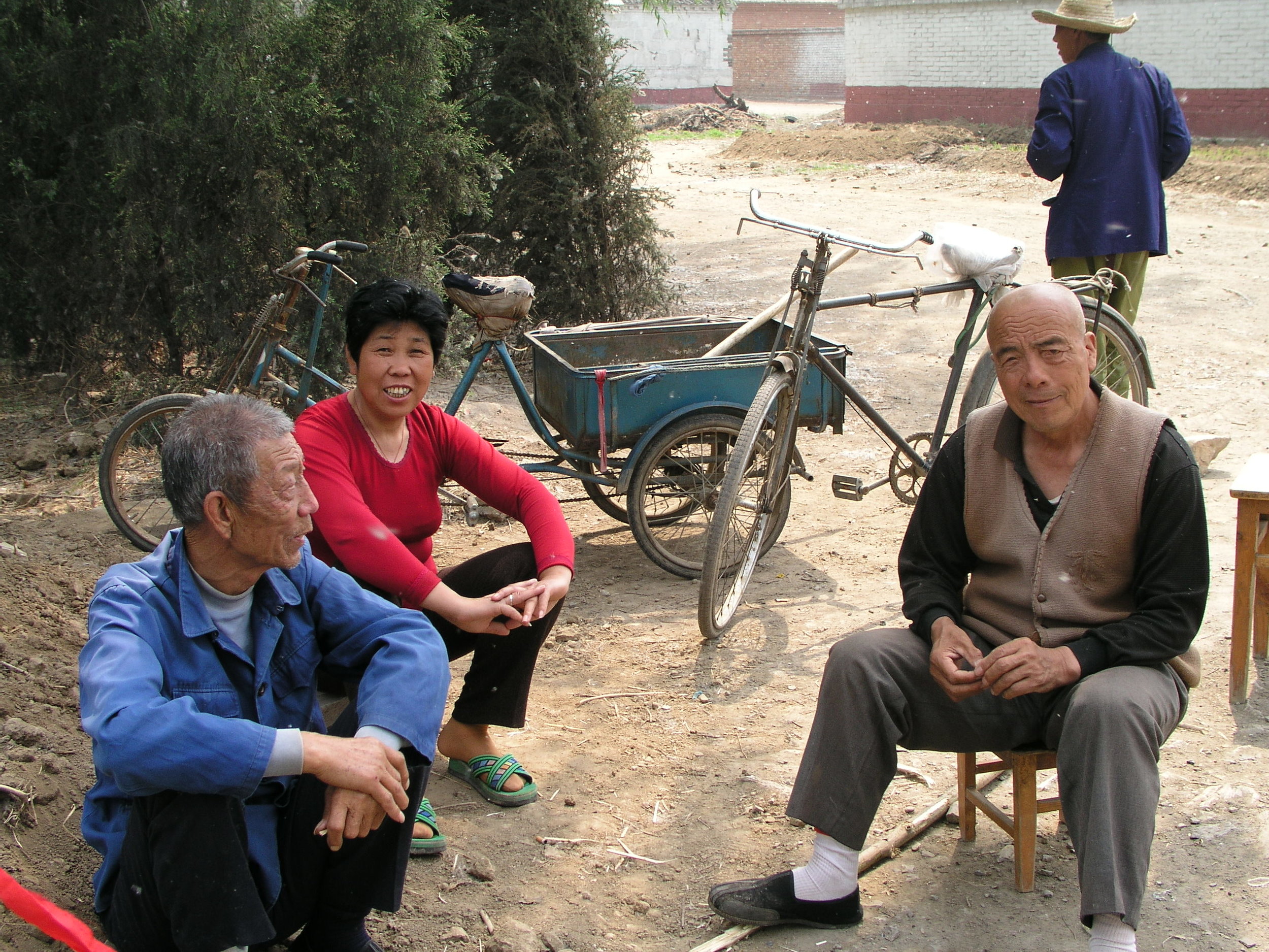 In a village north of Beijing the elders said no outsiders allowed , in hopes of keeping SARS out, even if it hurt their vegetable sales.4.JPG