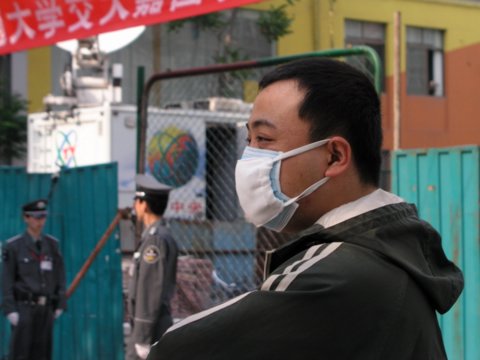 Inside Beijing, unable to leave, wearing two masks at a time.jpg