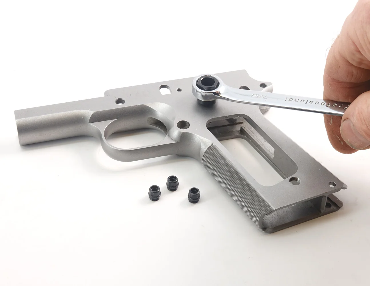 Grip-Bushing-Wrenchj.jpg