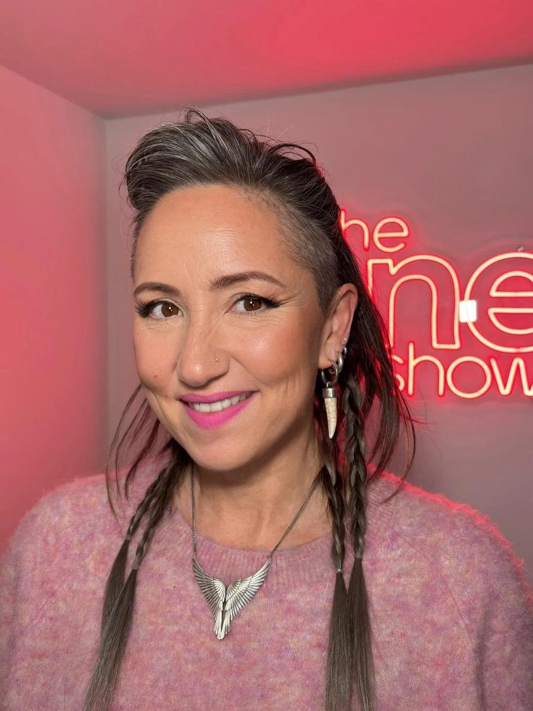 KT Tunstall takes Flight on The One Show