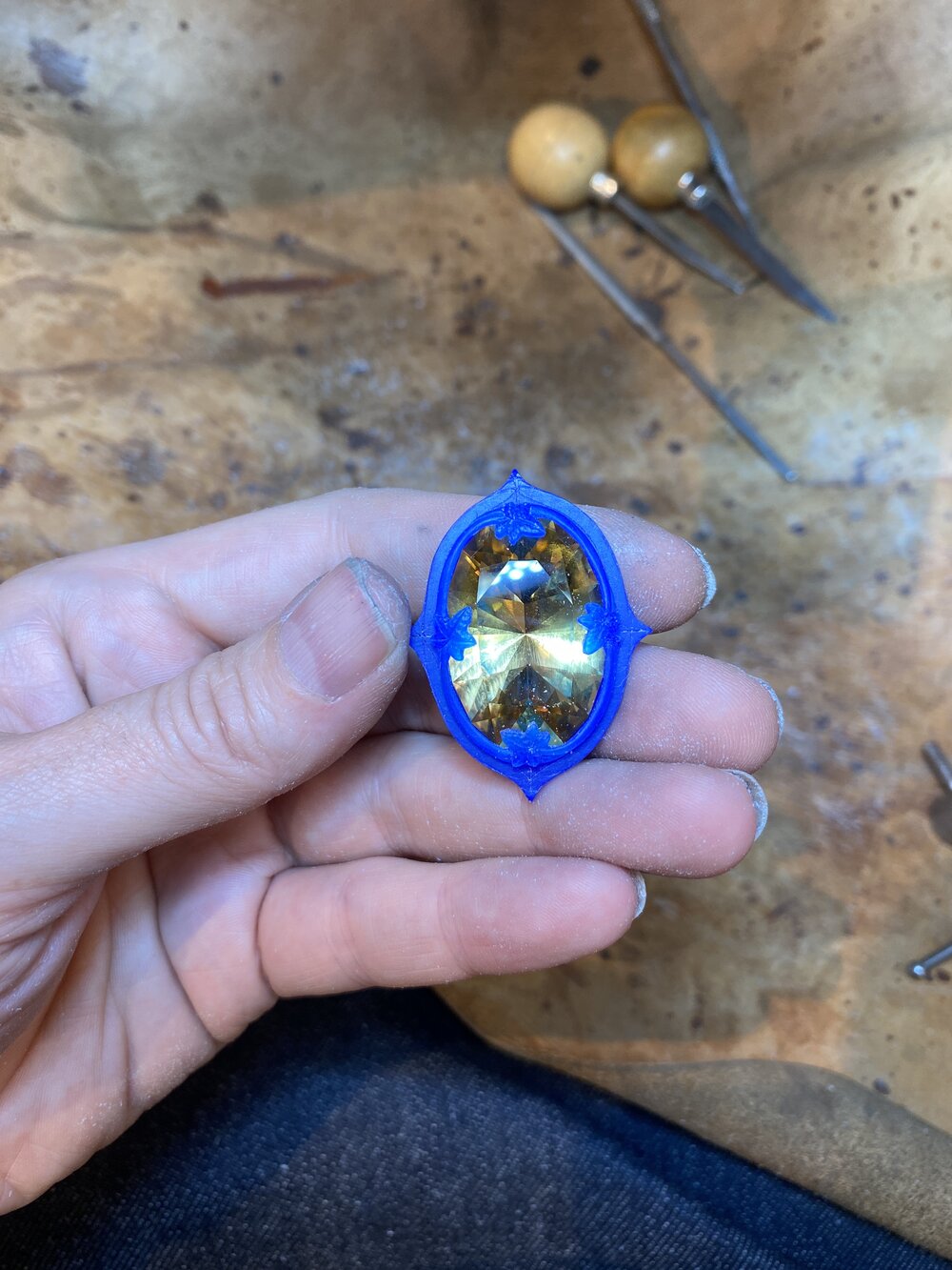 Finished pendand wax with citrine inside 2.JPG