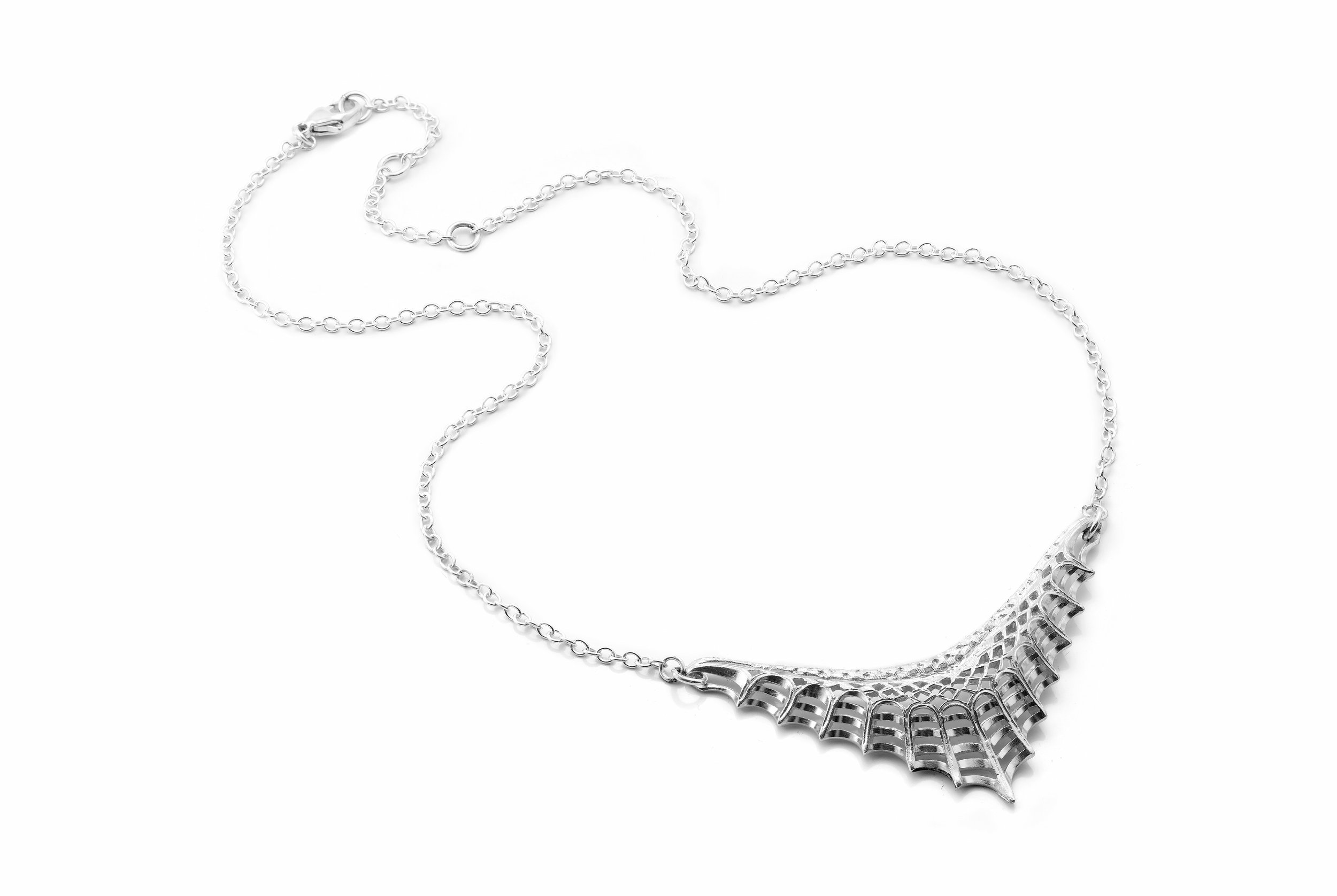 Shawl necklace in silver