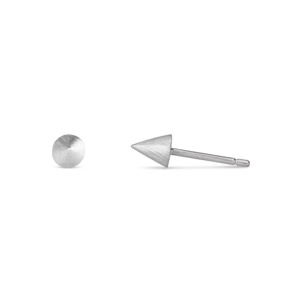 Wolf Collection_Incisor studs_in silver.jpg