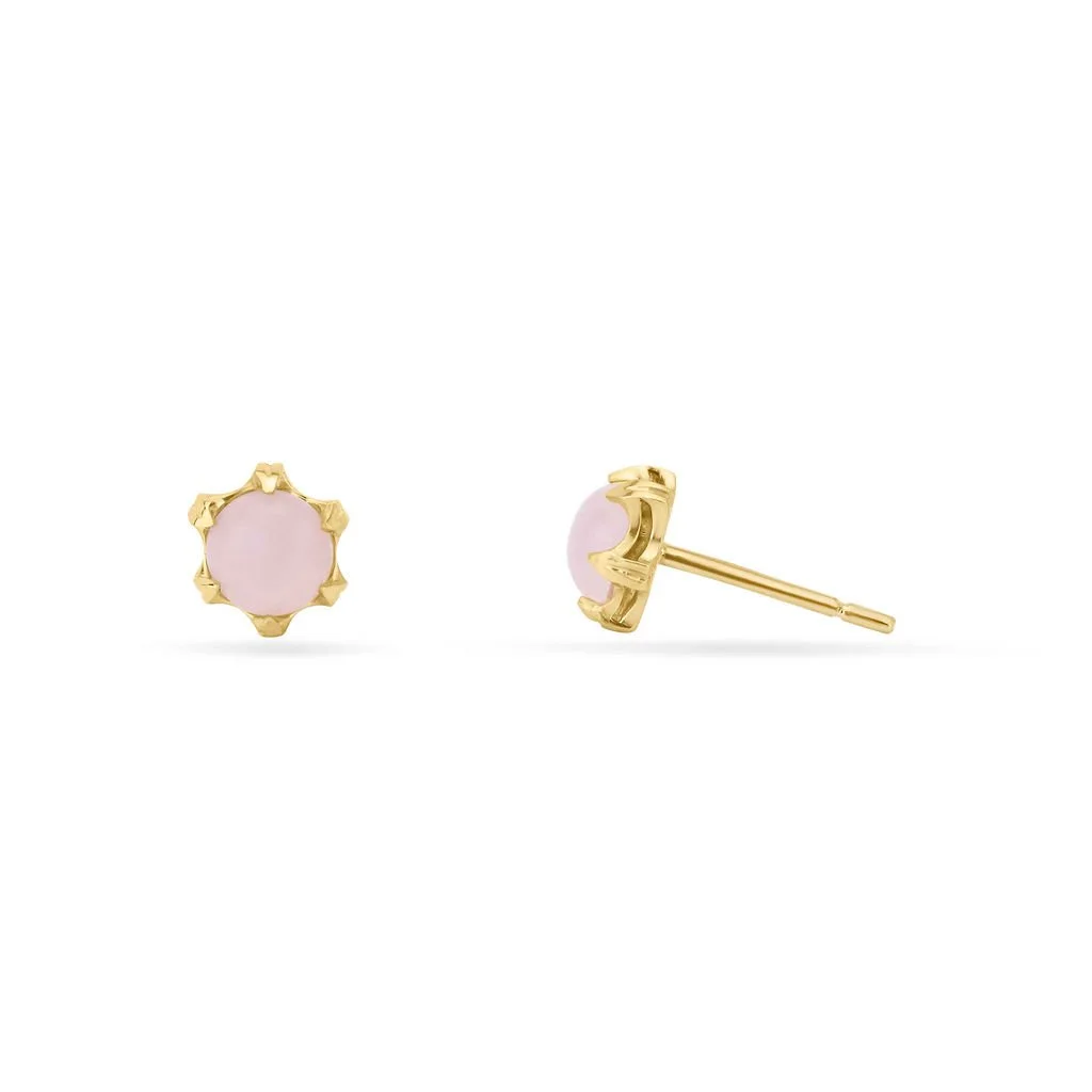 KAJD_Oppenwark_stud_in_yellow_gold_with_Scapolite_Shetland_stone.jpg