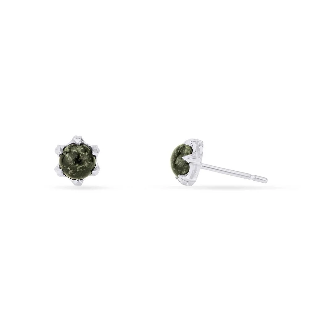 KAJD_Oppenwark_stud_in_silver_with_Serpentine_Shetland_stone.jpg