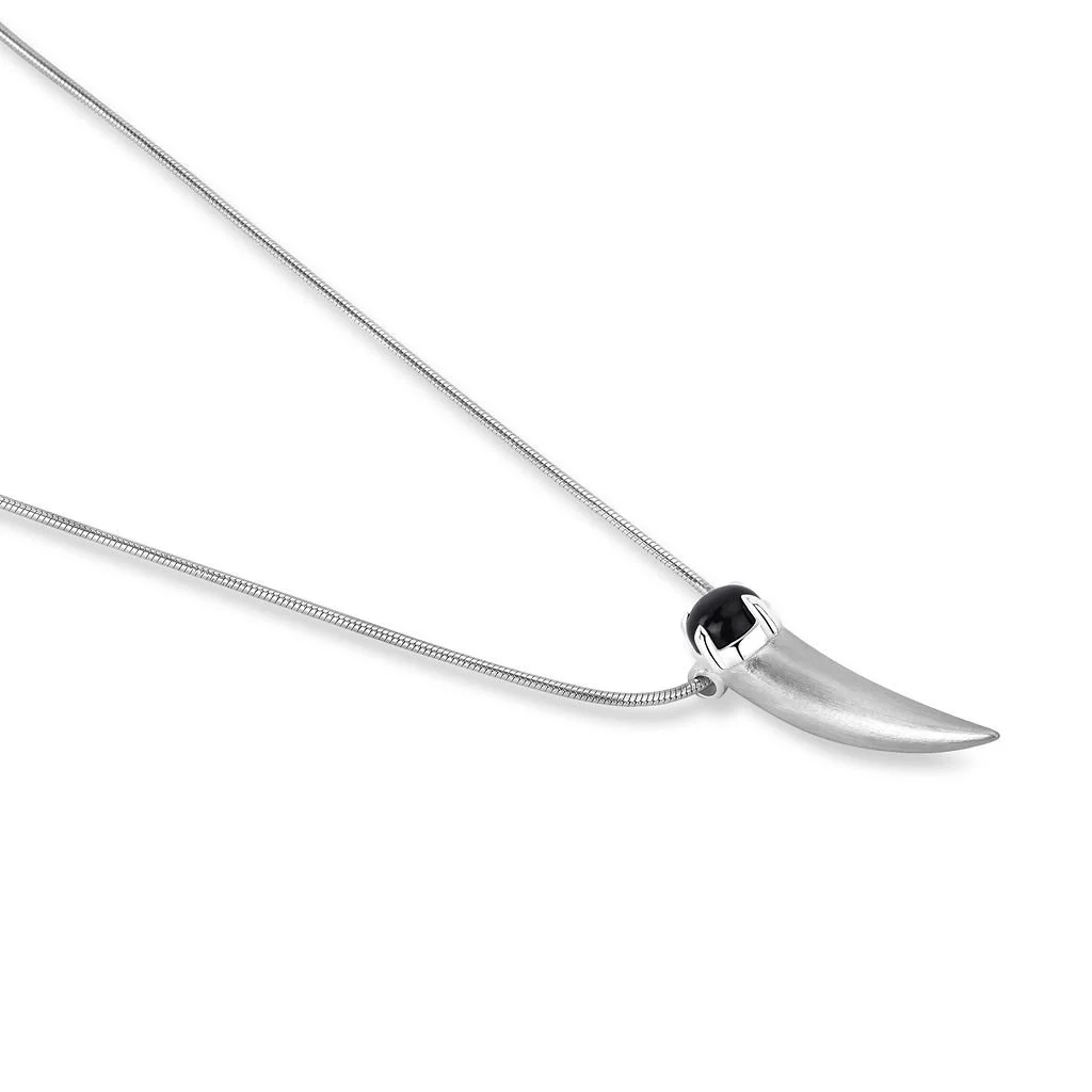 Fang gem necklace