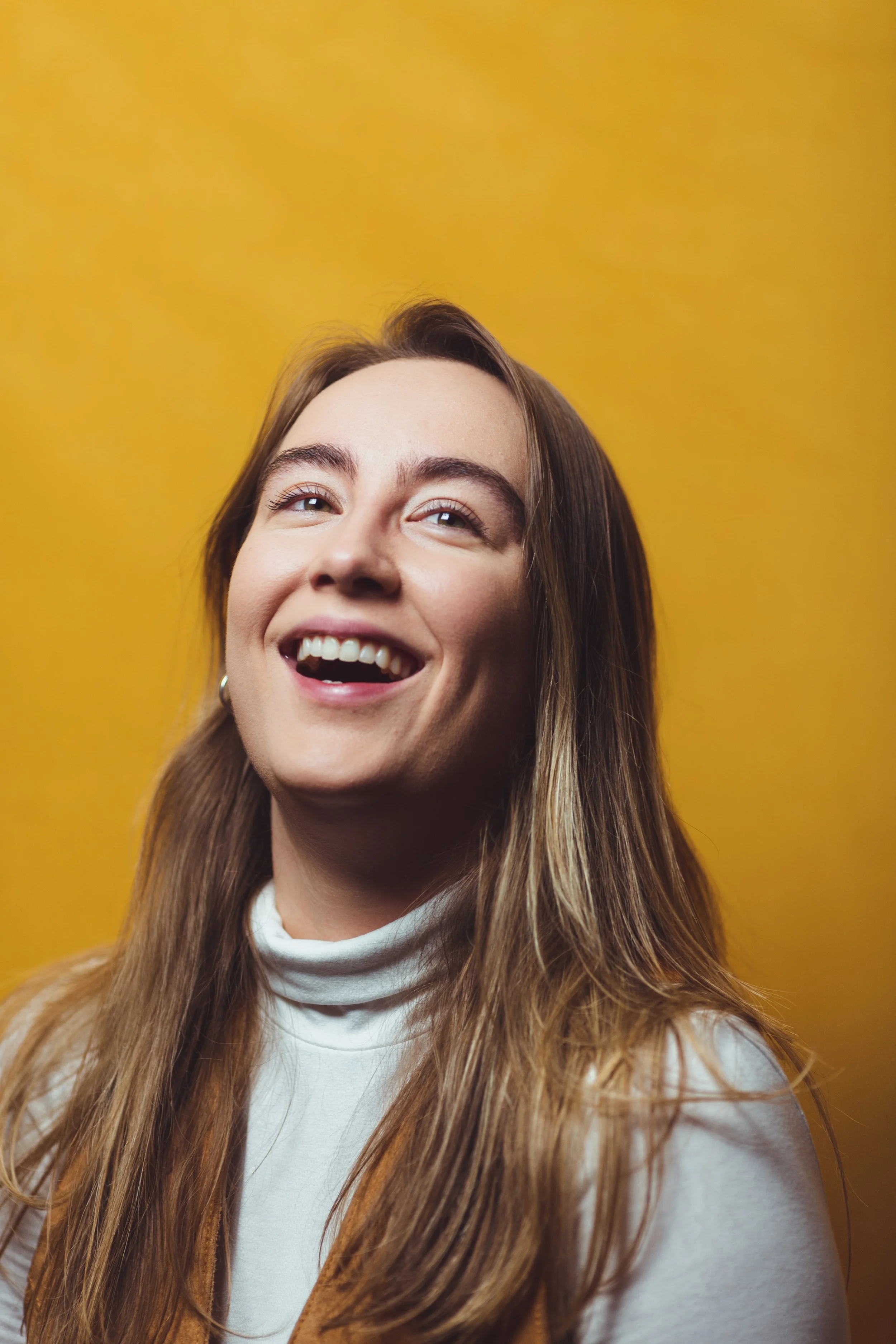 Mezzo-soprano Rebecca Leggett joins the CLB management roster